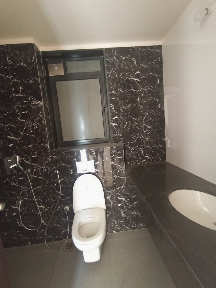 Bathroom, lodha-palava-trinity-a-to-c 3 Bedroom 1200 Sq.Ft. Apartment In Dombivli East Thane 8843388