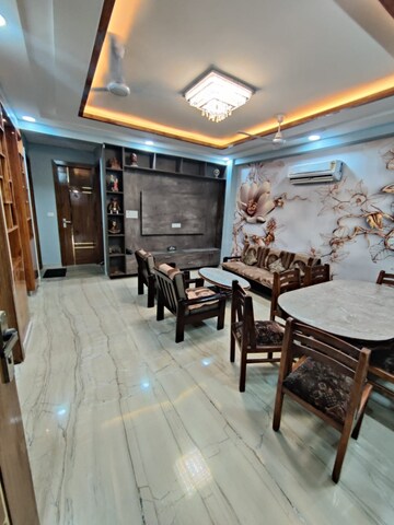 Gym in 3 BHK Builder Floor at Raj Nagar – for Rent