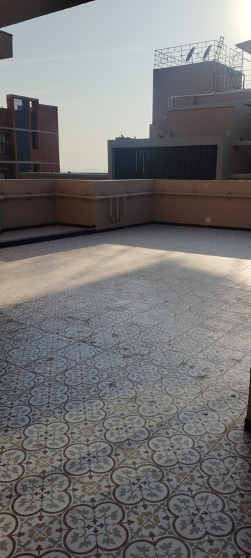 3 BHK Penthouse – Exterior View View at Vaishnodevi Circle - for Rent