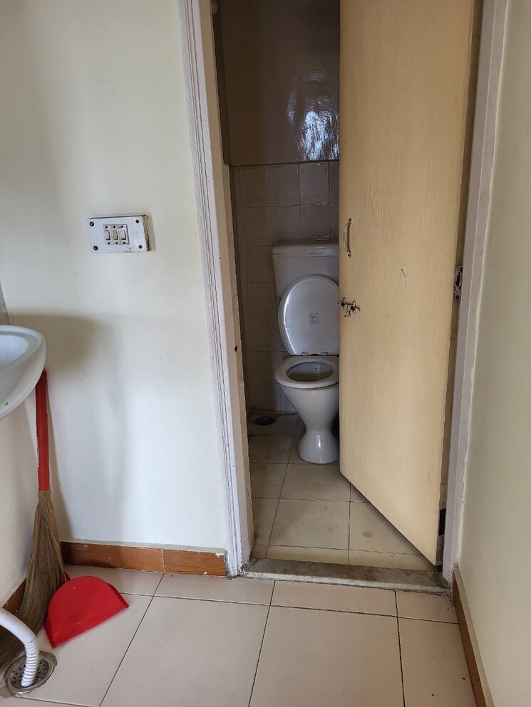 Bathroom, dsk-raanwara 1 Bedroom 450 Sq.Ft. Apartment In Bavdhan Pune 8843371