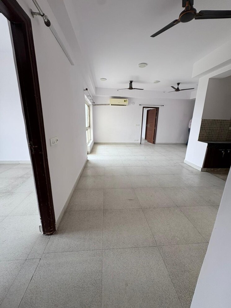 Room, nimbus-the-golden-palm 3 Bedroom 1914 Sq.Ft. Apartment In Sector 168 Noida 8843477