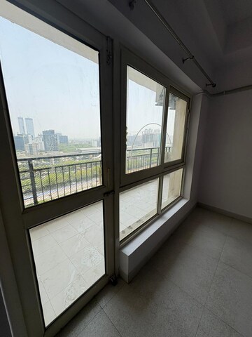 Room in 3 BHK Apartment at Nimbus The Golden Palm, Sector 168 – for Rent