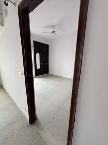 Room in 3 BHK Apartment at Nimbus The Golden Palm, Sector 168 – for Rent