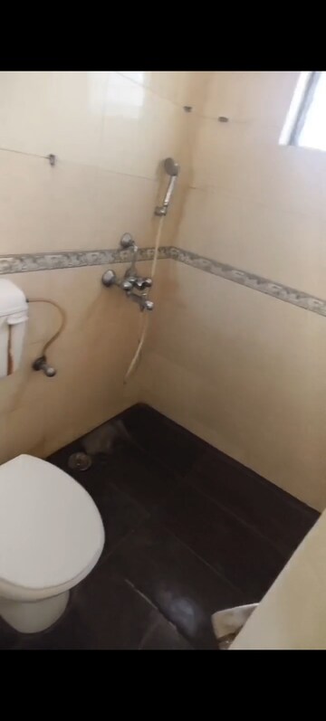 Master Bedroom in 2 BHK Apartment at Tata Falcons Crest, Parel – for Rent