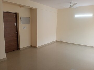 Room in 3 BHK Apartment at Ansal Estella, Sector 103 – for Rent