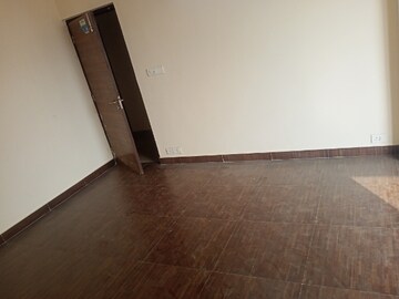Room in 3 BHK Apartment at Ansal Estella, Sector 103 – for Rent