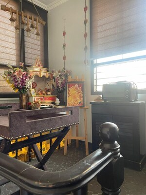 Kitchen in 3 BHK Builder Floor at Dlf Phase ii – for Sale