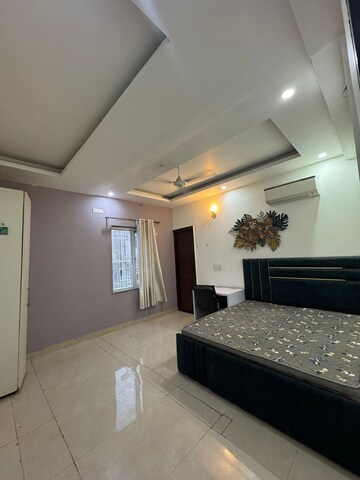 Bedroom in 4 BHK Builder Floor at Sushant Lok 3, Sector 57 – for Rent
