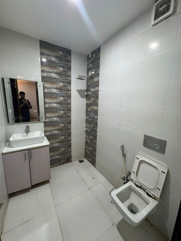 Bathroom in 4 BHK Builder Floor at Sushant Lok 3, Sector 57 – for Rent