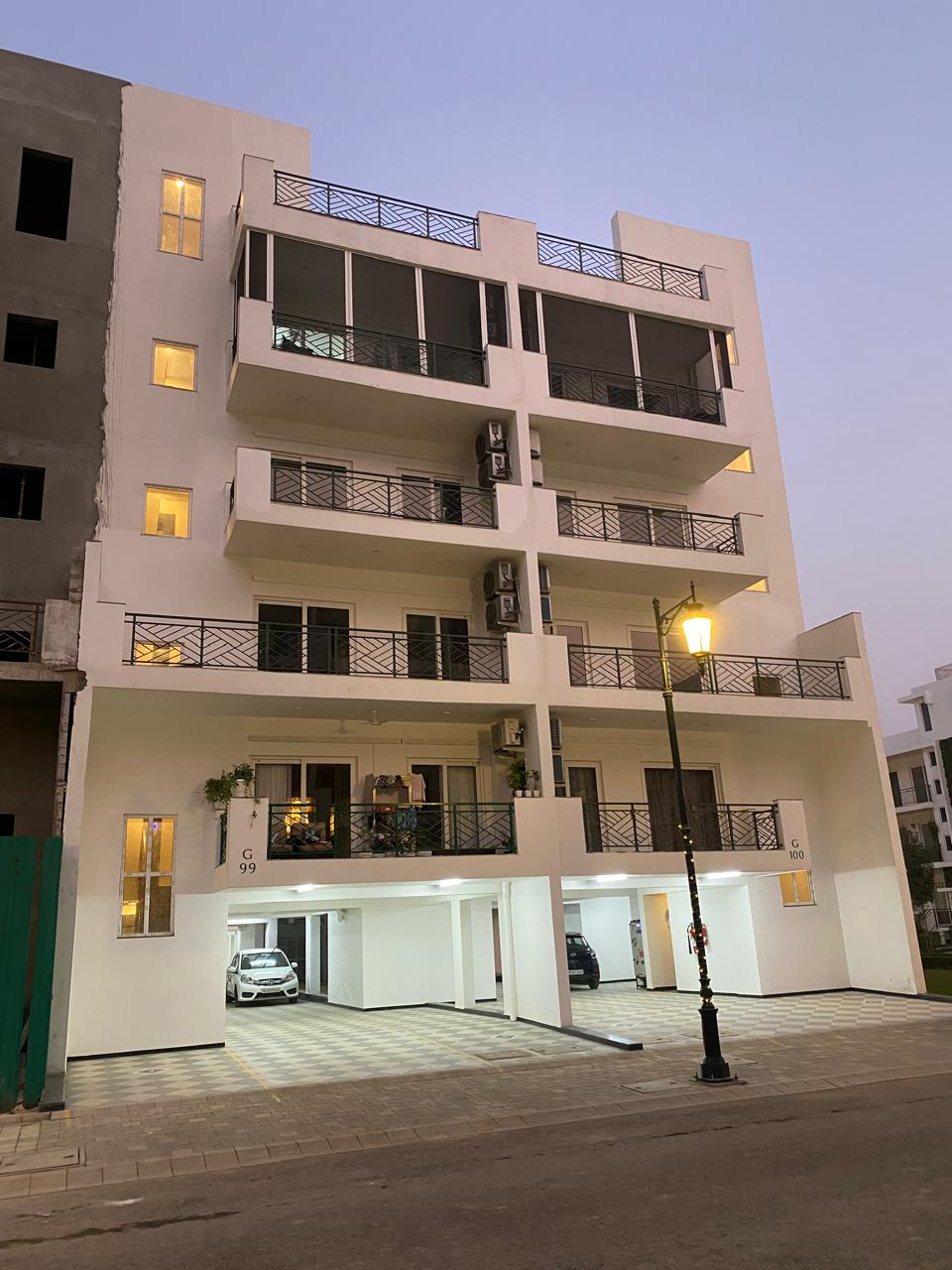 2.5 BHK Builder Floor For Rent in Central Park Cerise Suites