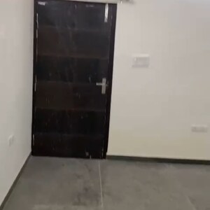 Furnished Amenities in 2 BHK Independent House at Gardenia Glory, Sector 46 – for Rent