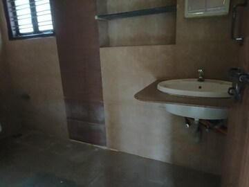 Bathroom in 3 BHK Builder Floor at RMS Layout, Sanjay Nagar – for Rent