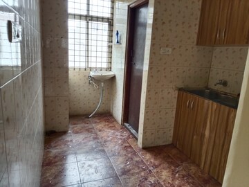 Bathroom in 3 BHK Builder Floor at RMS Layout, Sanjay Nagar – for Rent