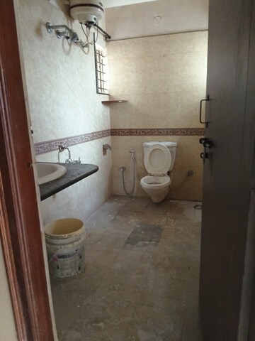 Bathroom in 3 BHK Builder Floor at RMS Layout, Sanjay Nagar – for Rent