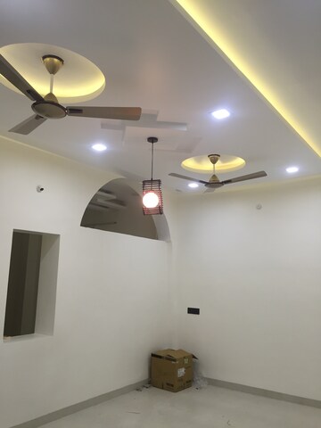 Room in 6+ BHK Villa at Telephone Nagar – for Sale