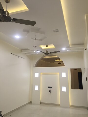 Room in 6+ BHK Villa at Telephone Nagar – for Sale