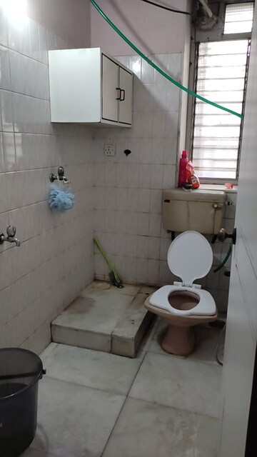Bathroom in 1 BHK Apartment at Matunga East – for Rent