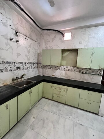 Kitchen in 3 BHK Independent House at RWA Apartments Sector 39, Sector 39 – for Rent