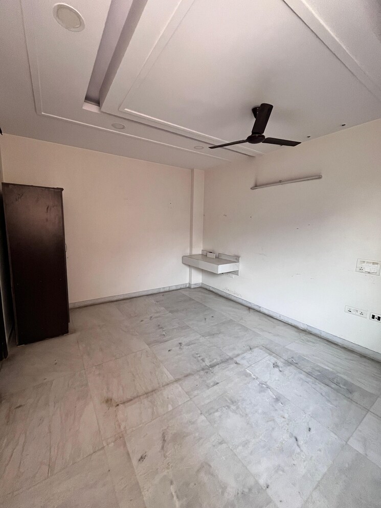 Room, rwa-apartments-sector-39 3 Bedroom 1800 Sq.Ft. Independent House In Sector 39 Noida 8843723