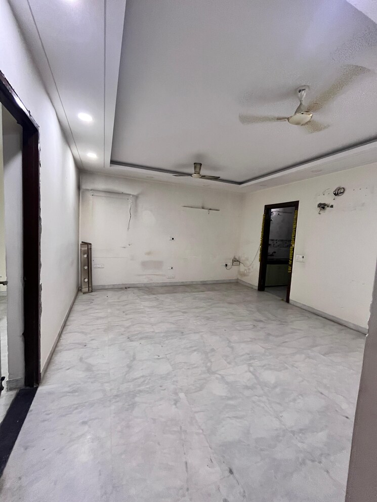 Room, rwa-apartments-sector-39 3 Bedroom 1800 Sq.Ft. Independent House In Sector 39 Noida 8843723