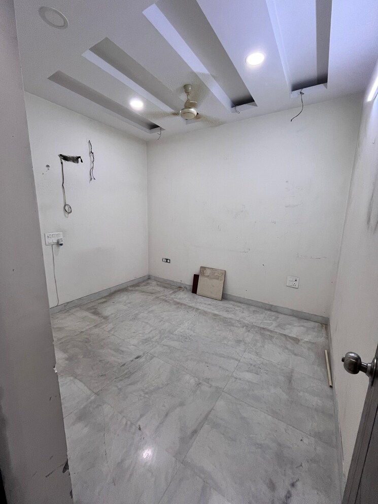 Room, rwa-apartments-sector-39 3 Bedroom 1800 Sq.Ft. Independent House In Sector 39 Noida 8843723