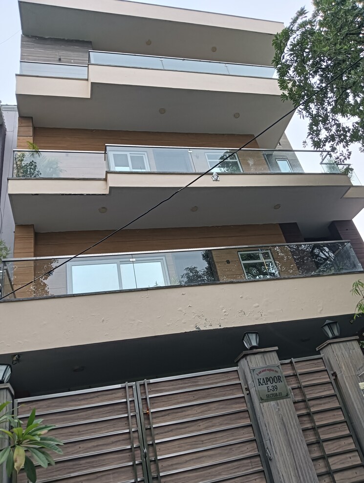 Exterior View, rwa-apartments-sector-39 3 Bedroom 1800 Sq.Ft. Independent House In Sector 39 Noida 8843723