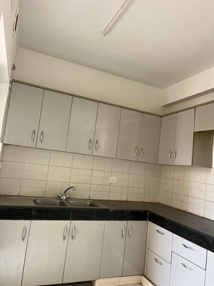 Kitchen, bptp-park-81 3 Bedroom 300 Sq.Yd. Builder Floor In Sector 81 Faridabad 8843718