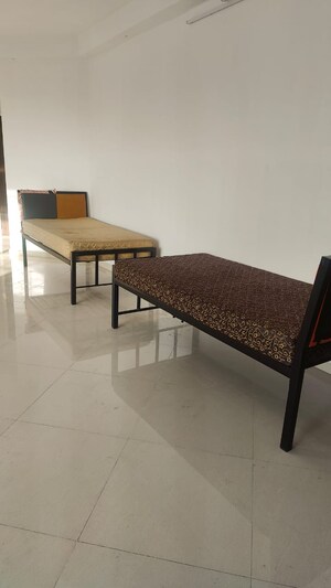 Bedroom in 4 BHK Apartment at Saraswati Vihar – for Sale