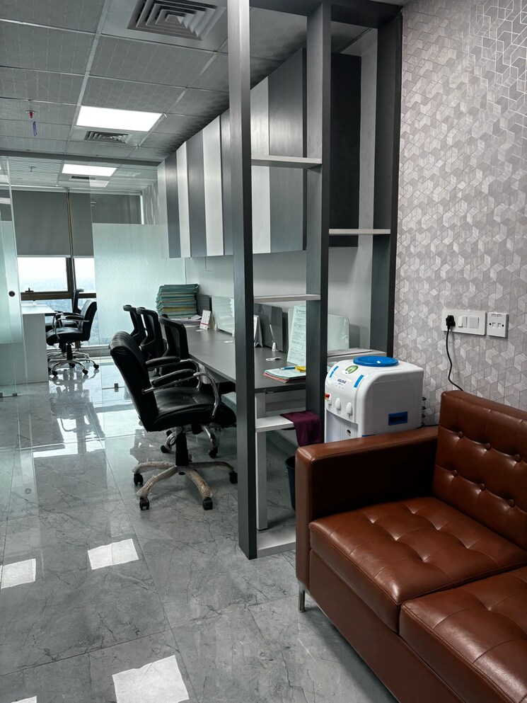 Living Room, the-iconic-corenthum Commercial Office Space 500 Sq.Ft. In Wazidpur Noida 8844019