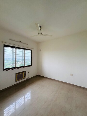Room in 2 BHK Apartment at Lodha Casa Bella Gold, Dombivli East – for Rent