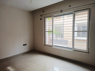 Room in 3 BHK Villa at Unishire Esplanade, Thanisandra Main Road – for Rent