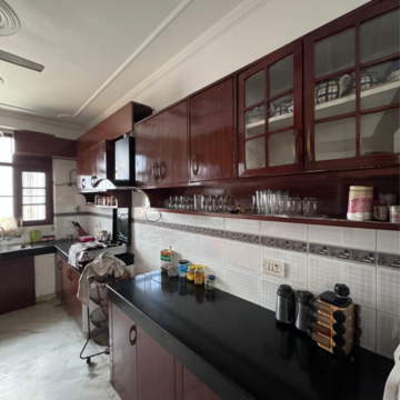 Kitchen in 3 BHK Builder Floor at DLF Oakwood Estate, Sector 25 – for Rent