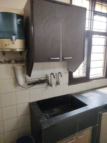 Kitchen in 2 BHK Builder Floor at Sector 28 – for Rent