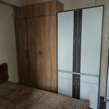 Room in 1 BHK Apartment at Yojana, Girgaon – for Rent
