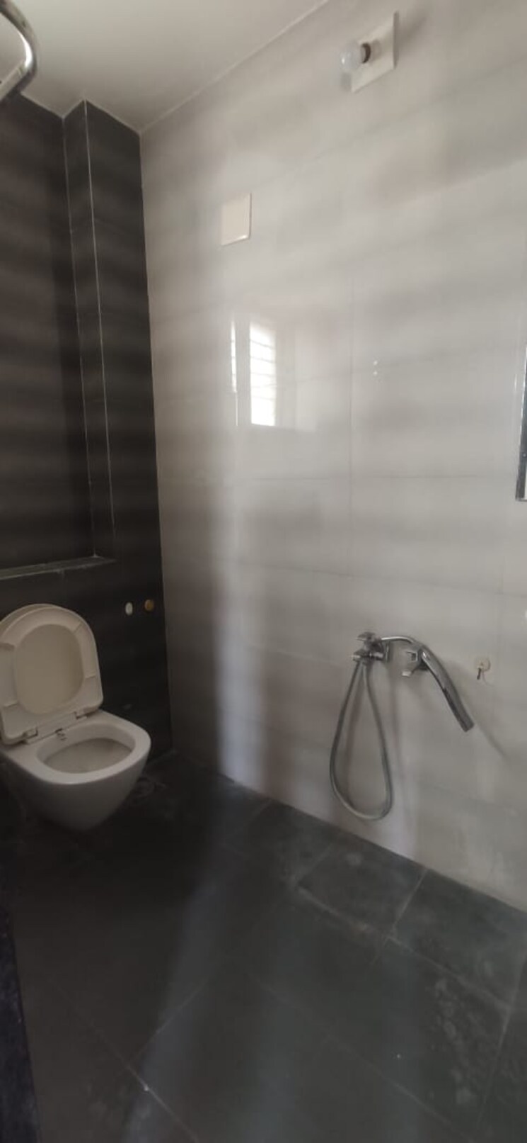 Bathroom, vasna road 3 Bedroom 1600 Sq.Ft. Apartment In Vasna Road Vadodara 8844050
