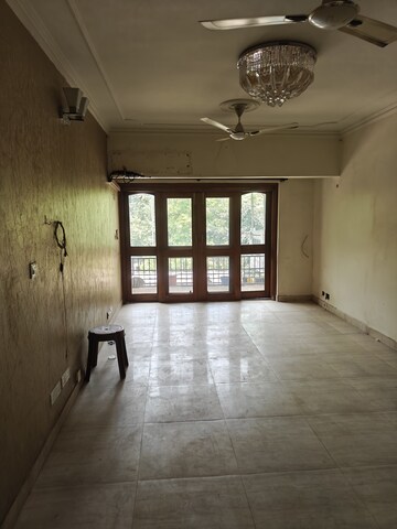 Room in 3 BHK Apartment at Sahvikash Apartment, Ip Extension – for Rent