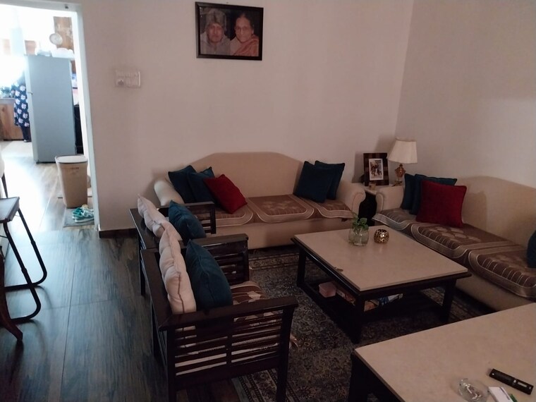 Living Room, palam-vihar-residents-association 6 Bedroom 173 Sq.Yd. Independent House In Palam Vihar Gurgaon 8844138