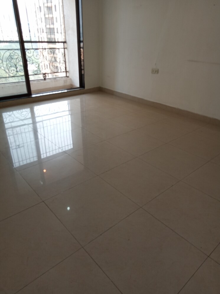 Room, lake-home 2 Bedroom 715 Sq.Ft. Apartment In Powai Mumbai 8844273