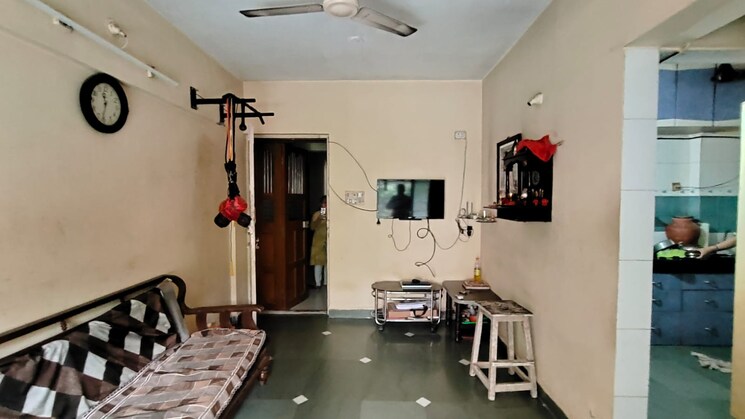 Living Room, giriraj-chs-naupda 1 Bedroom 450 Sq.Ft. Apartment In Naupada Thane 8844141