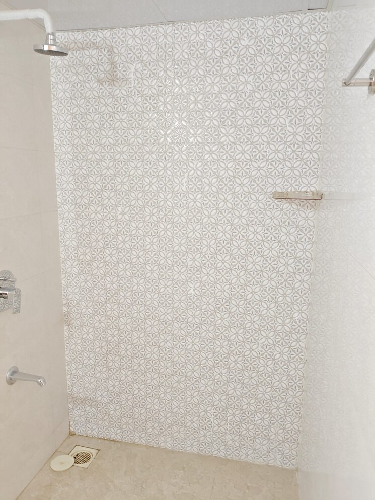 Bathroom, kohinoor-viva-city 2 Bedroom 794 Sq.Ft. Apartment In Dhanori Pune 8844131