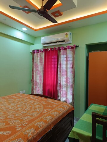 2 BHK Apartment For Sale in Netaji Subhas Chandra Bose Road