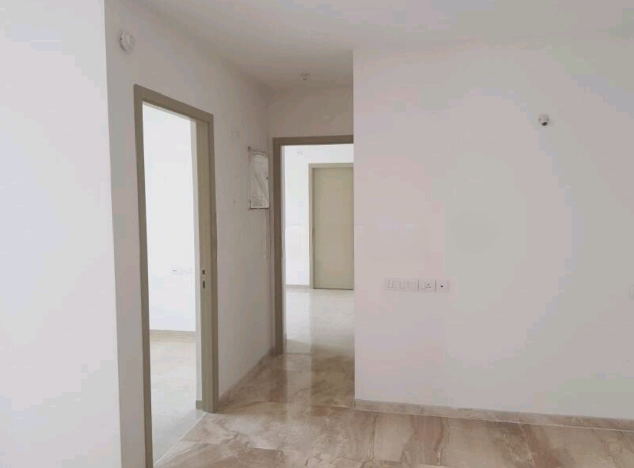 2 BHK Apartment For Rent in Hiranandani Estate