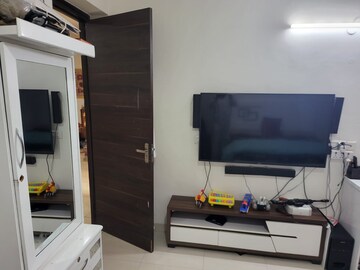 Furnished Amenities in 2 BHK Apartment at Shree Vardhman Mantra, Sector 67 – for Rent