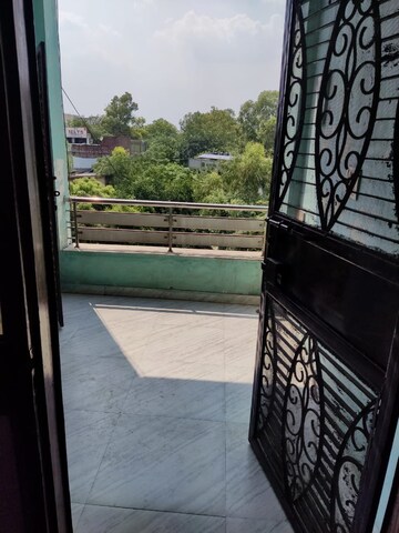 Balcony in 2 BHK Builder Floor at Subhash Nagar – for Rent