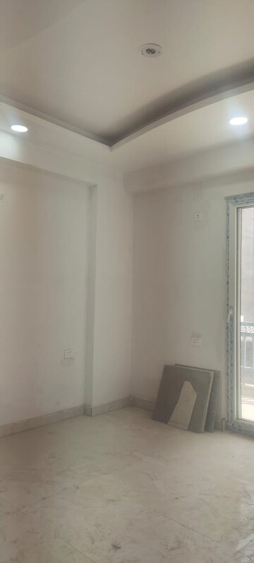 1.5 BHK Builder Floor For Rent in Sector 73