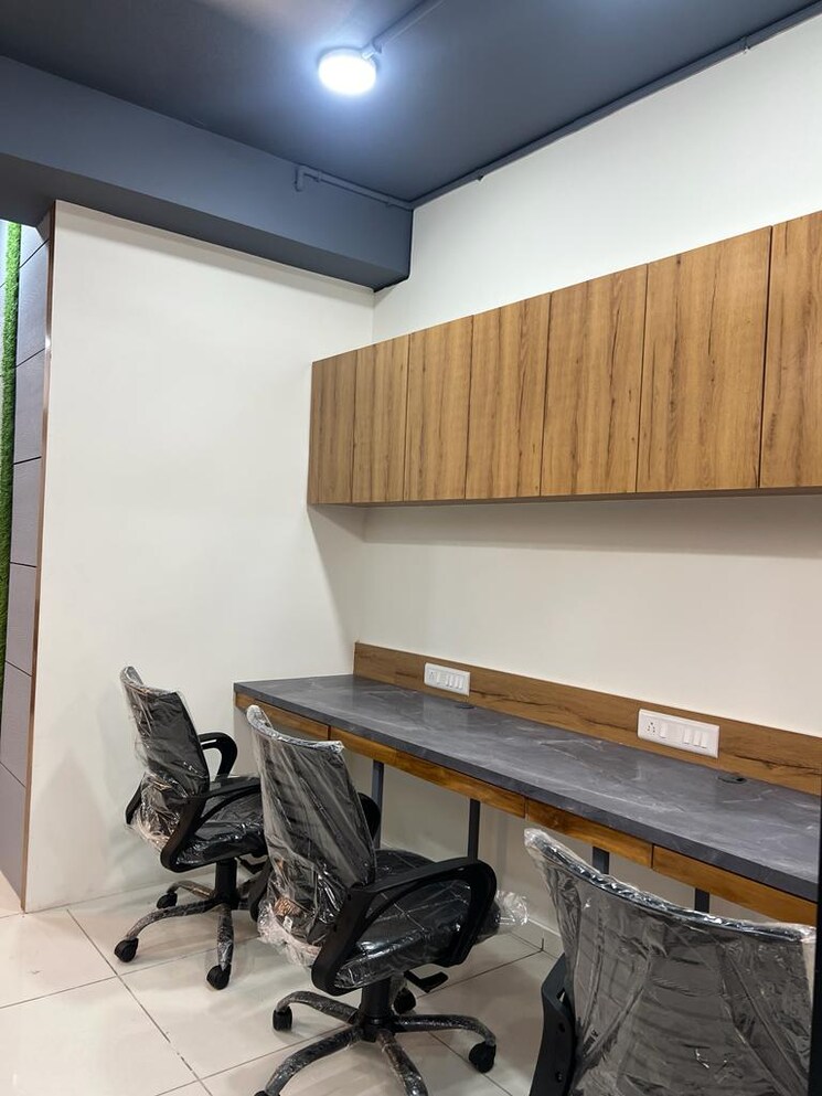 Team Area, thaltej Commercial Office Space 588 Sq.Ft. In Thaltej Ahmedabad 8844444