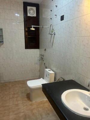 Bathroom in 3 BHK Builder Floor at Sushant Lok 2, Sector 57 – for Sale