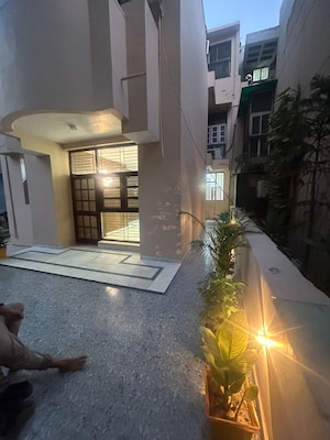 Balcony in 3 BHK Builder Floor at Sushant Lok 2, Sector 57 – for Sale