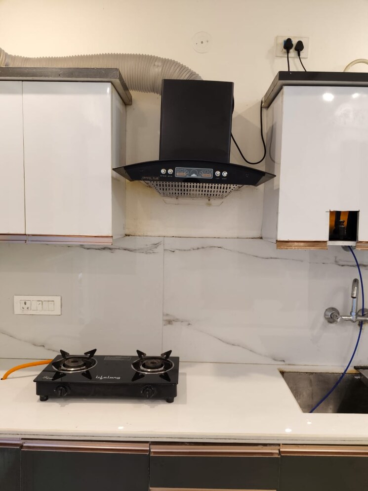 Kitchen, new ashok nagar 2.5 Bedroom 1160 Sq.Ft. Apartment In New Ashok Nagar Delhi 8845496