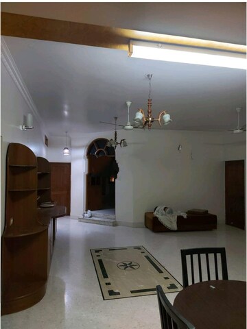 2 BHK Apartment For Rent in Indiranagar